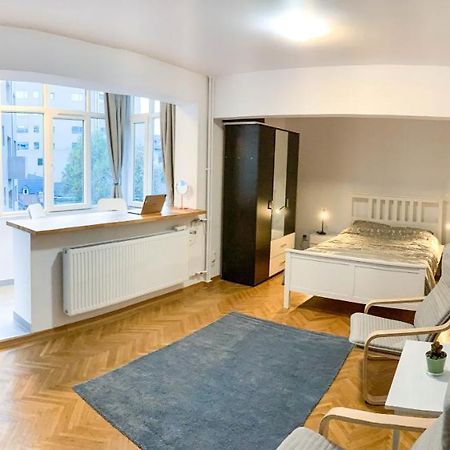 Luterana Studio Apartment Bucarest Extérieur photo
