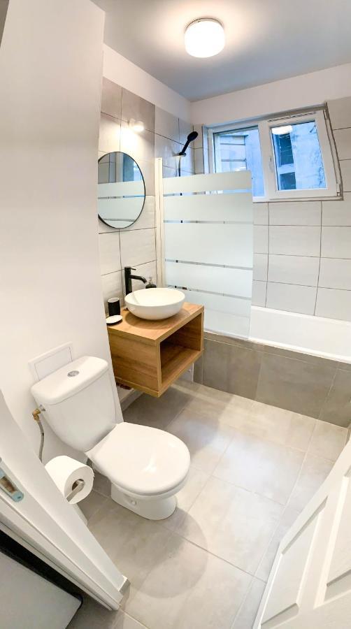 Luterana Studio Apartment Bucarest Extérieur photo