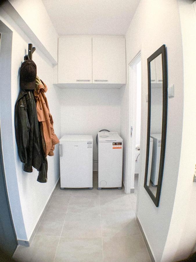 Luterana Studio Apartment Bucarest Extérieur photo