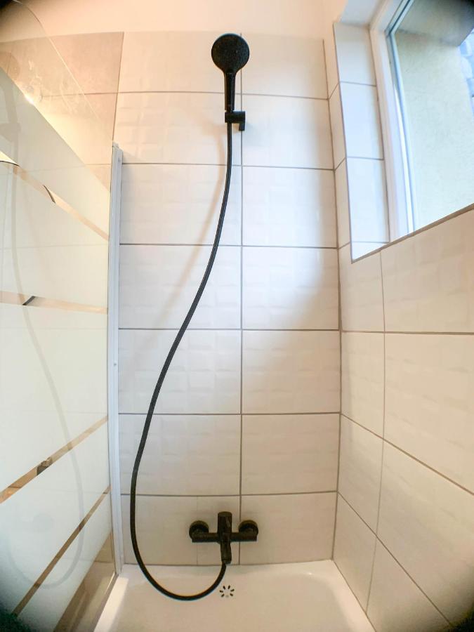 Luterana Studio Apartment Bucarest Extérieur photo